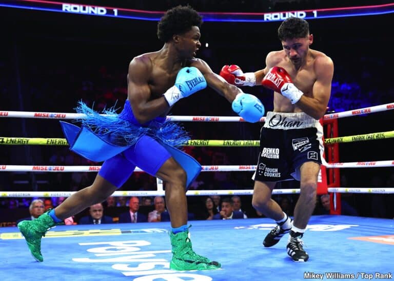 Image: In Dominant Fashion, Mason Stops Ohan In The Second Round 