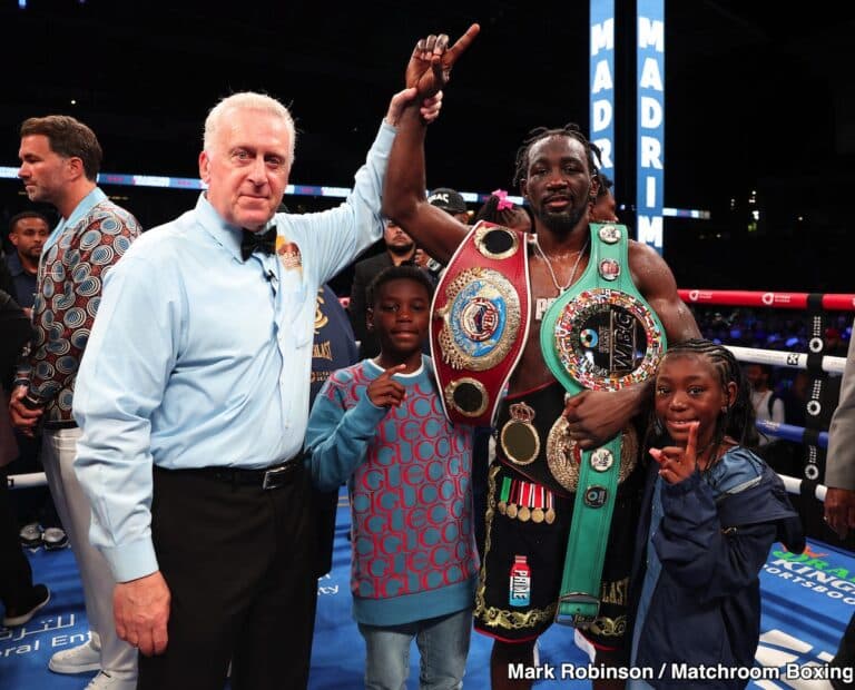 Image: Terence Crawford Defeats Madrimov And Wins A Title In A Fourth Division 
