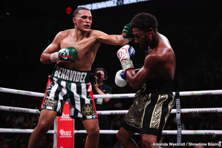 Image: Benavidez's size and activity threaten Canelo's reign, says Mosley